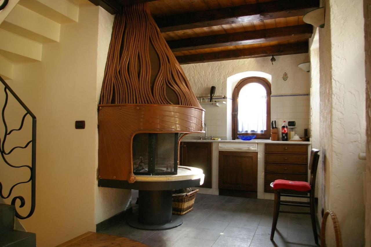 Villa Ca 'Da Belan Mari' Montalto Ligure Esterno foto